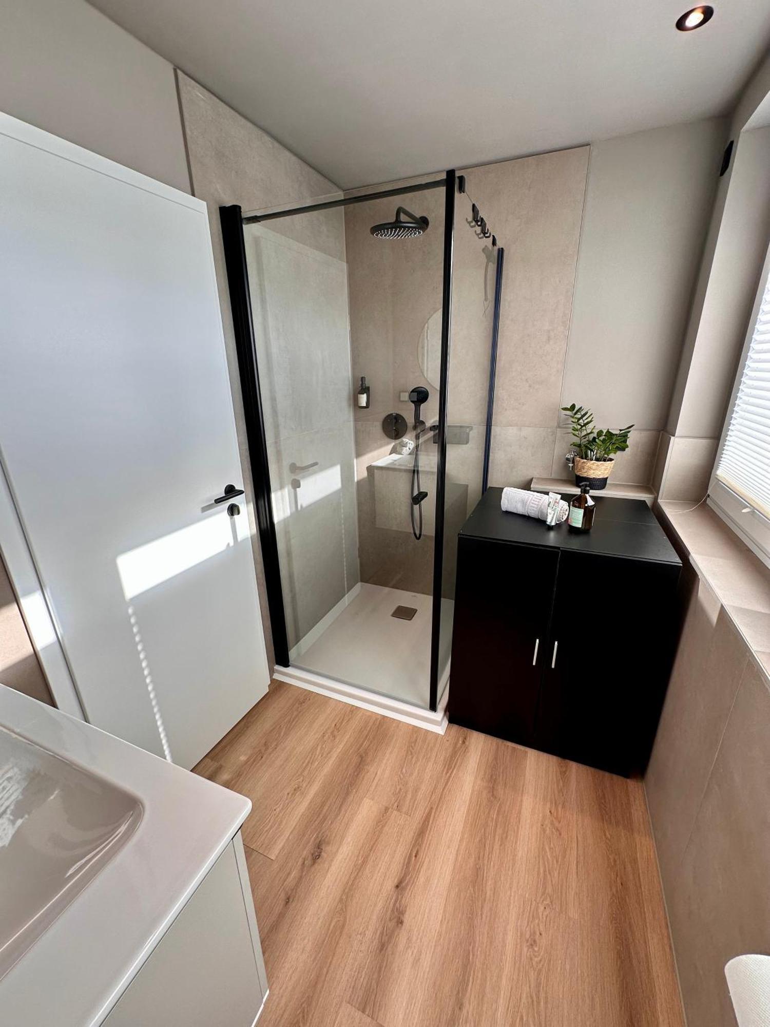 Seeblick-Apartment In Hattingen - Urlaubsfeeling Mitten Im Ruhrgebiet מראה חיצוני תמונה